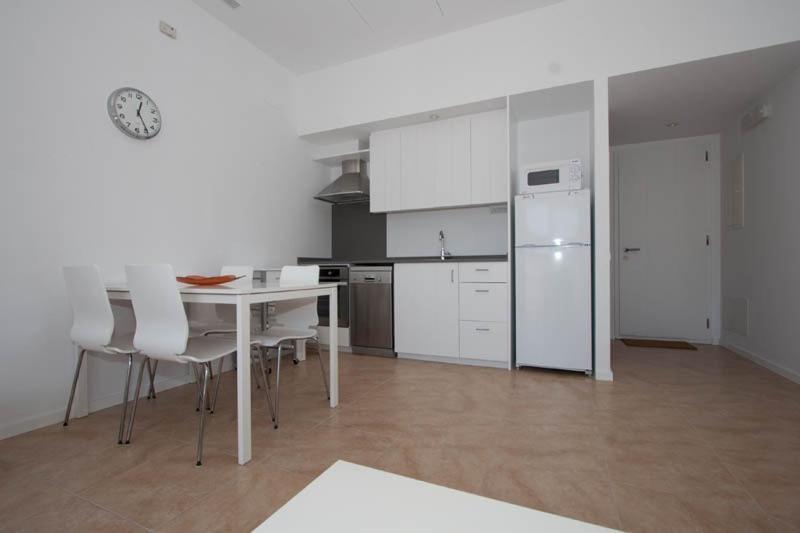 Aparthotel L'Heretat Cadaqués Zimmer foto